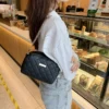 Trend Fashion Women's Bag New Mobile Phone Bag Small Waterproof Storage Pack Ladies Chain Shoulder Messenger Bag 潮流時尚女包新款手機包小號防水收納包女士鏈條單肩斜挎包